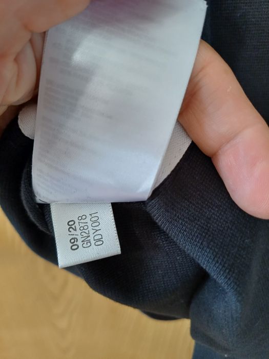 Adidas черна нова рокля  М