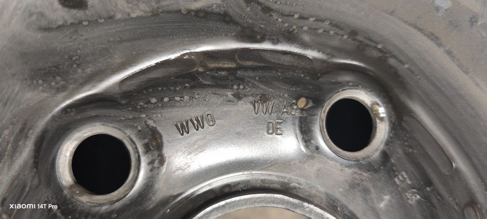 Джанти 16 VW железни с тасове