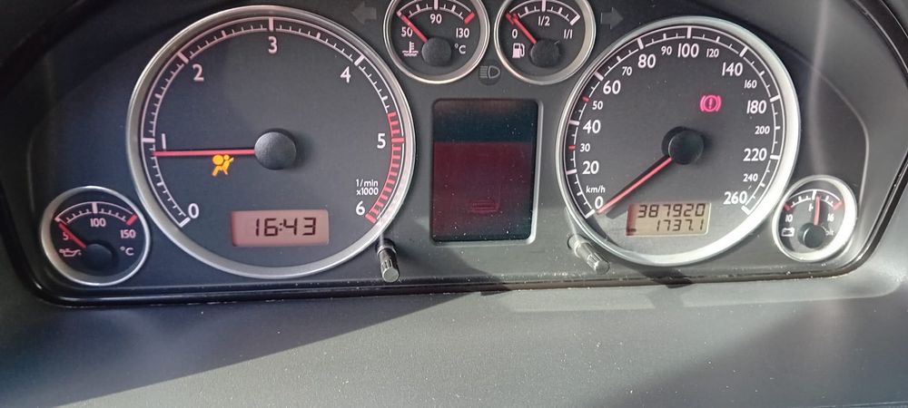 Seat Alhambra  116 konq