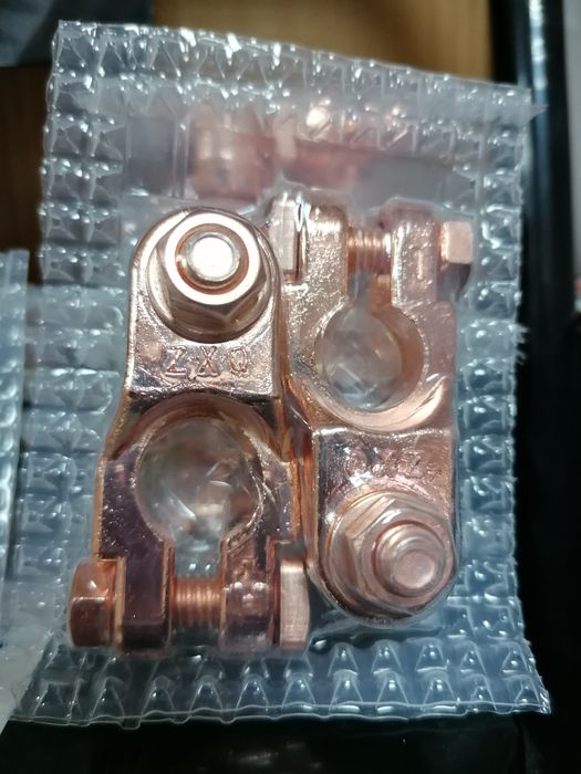 Продам клеммы для аккумулятора