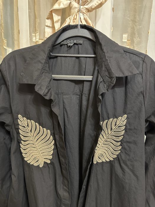 Cmasa lunga neagra cu frunze