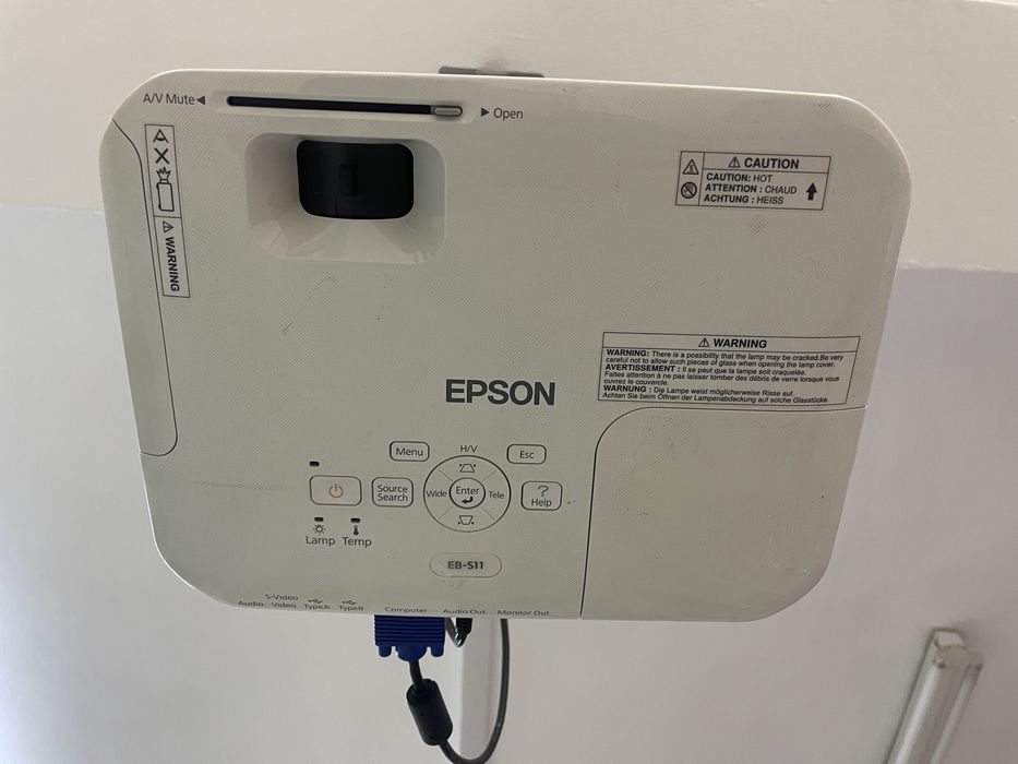 Videoproiector Epson EB S11