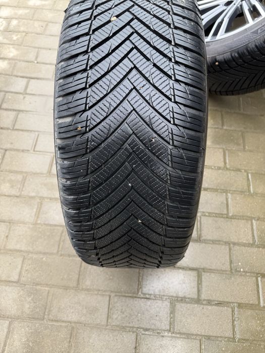 Jante BMW M cu anvelope  noi in stare impecabilă!