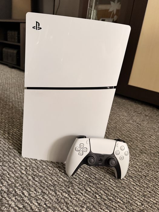 PS5 Slim 1TB ca nou