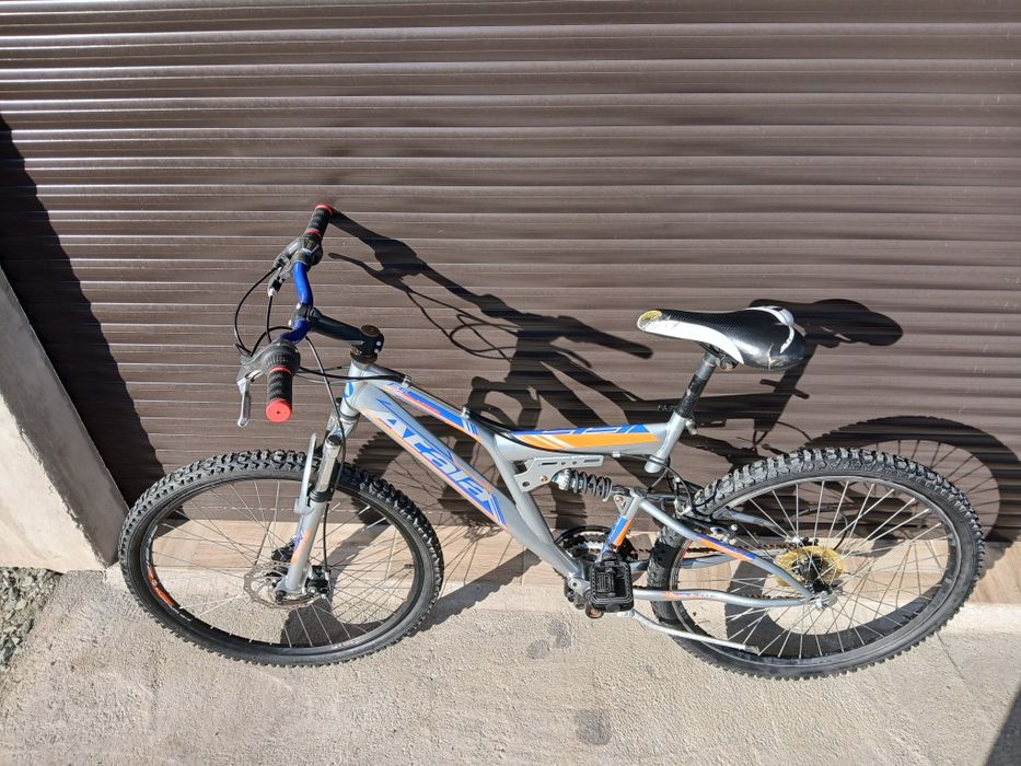 Biciclete roti 28" si 26"