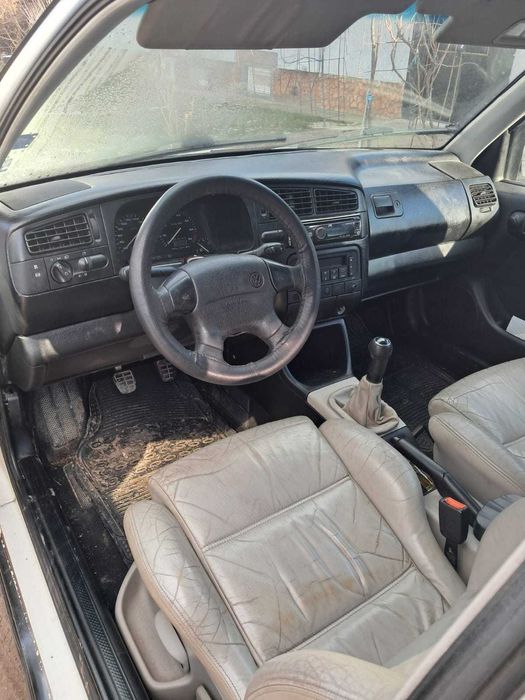 VW Golf 3 GTI 2.0 115 на части