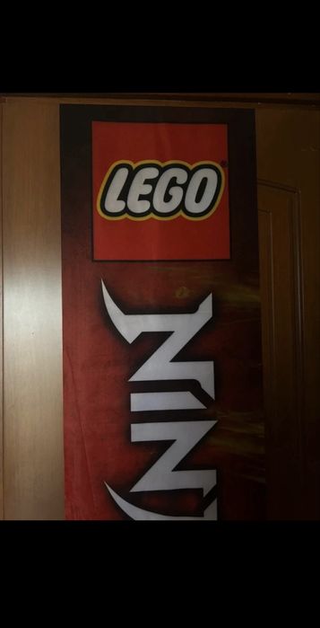 Lego Ninjago Maestrii Spinjitzu Banner oficial de perete Lloyd