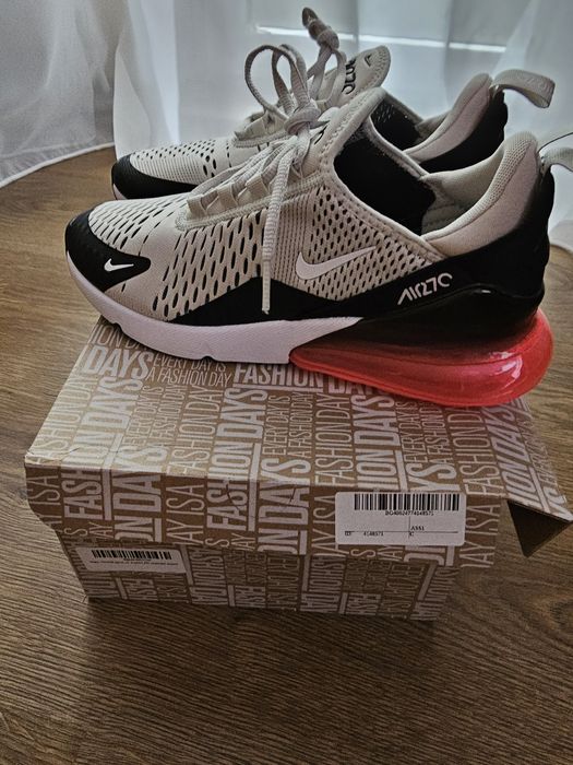 Маратонки Nike Air Max 270