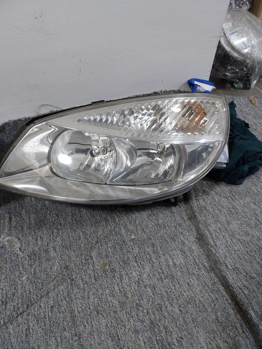Far dreapta Renault scenic 2 european