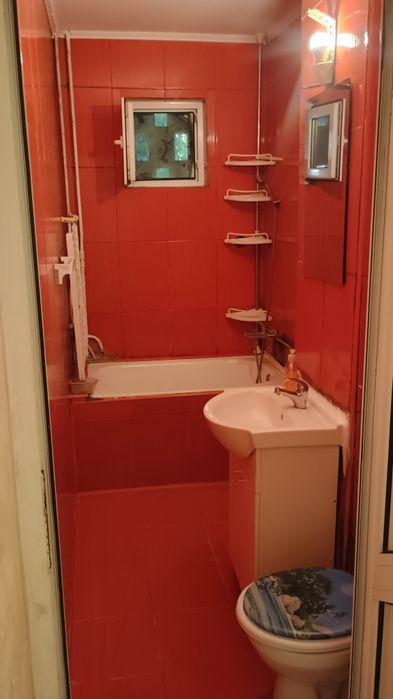 Vând apartament cu 2 camere Baraolt