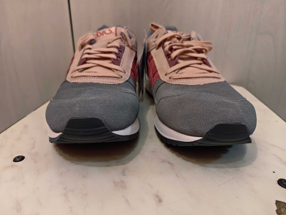 кроссовки Asics Gel Respector