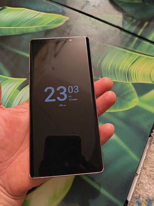 Samsung Note 9 6/128 holati ideal
