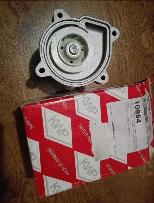 Pompă apa Audi A3 Seat IbizaSkoda Fabia VW Golf Passat