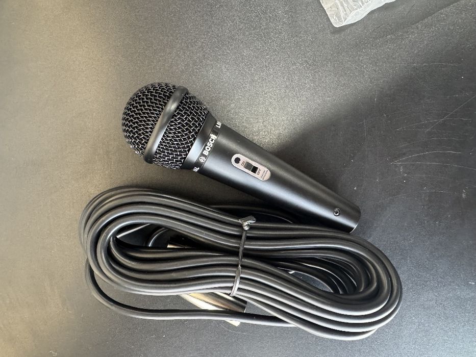 Mikrofon BOSCH LBB9600/20 kabeli bilan