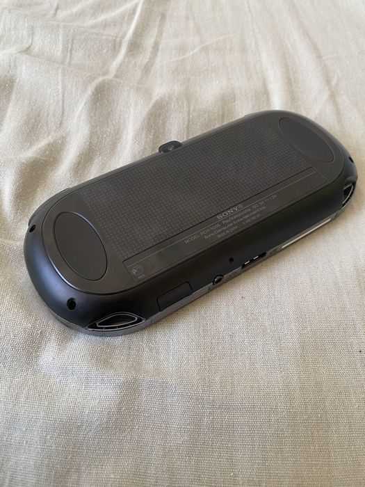 Ps vita в отличном состоянии
