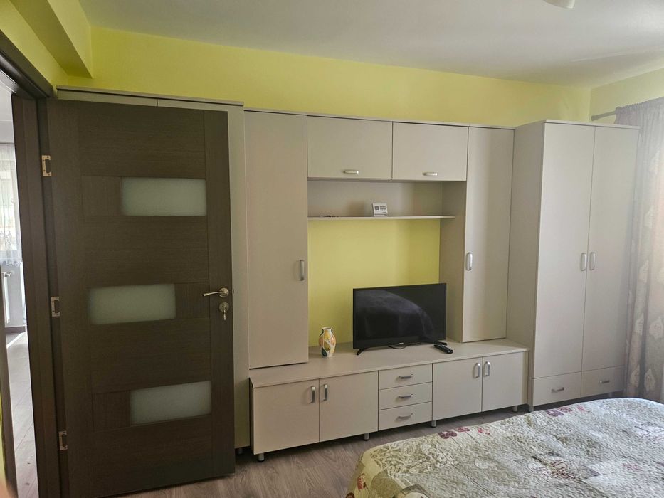 Inchiriez apartament cu 2 camere Floresti jud Cluj