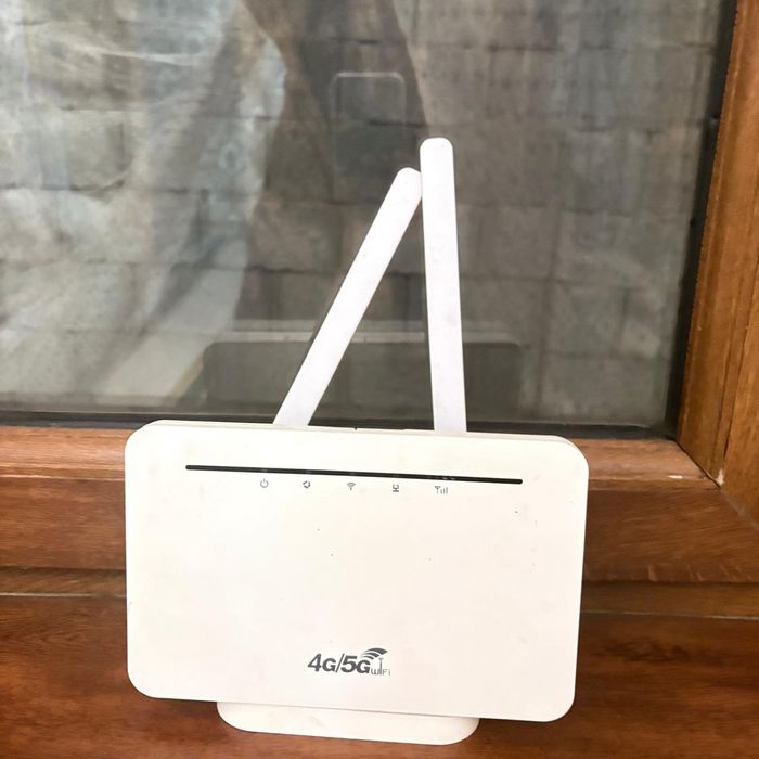 Роутер қолданылған