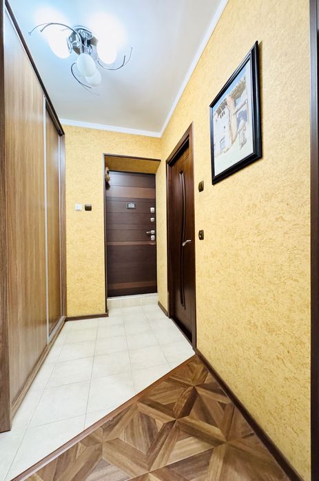 СРОЧНО! Продается своя 3-х комнатная квартира в самом центре Ташкента