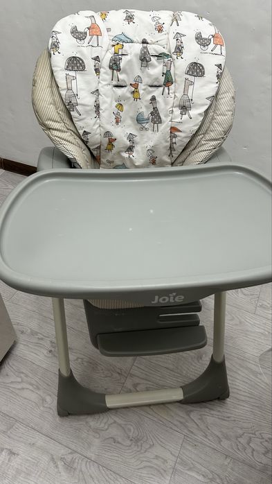 Продам детский стул для кормление