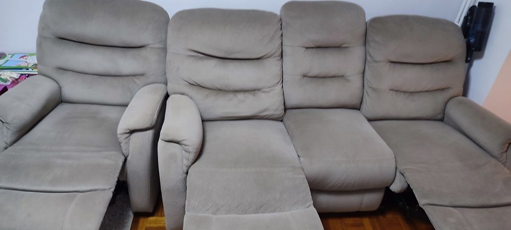 Set canapea plus doua fotolii Kring cu recliner