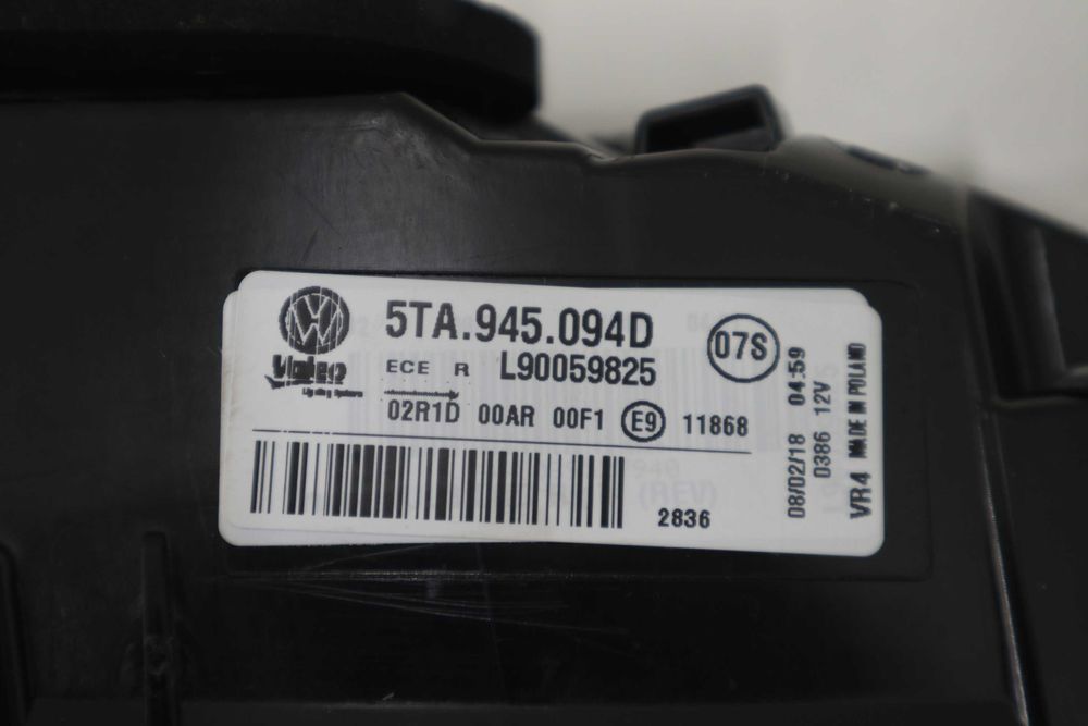 Десен вътрешен стоп Фолксваген Туран след 2015г