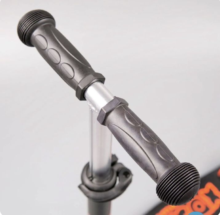 Самокат 3х колесный