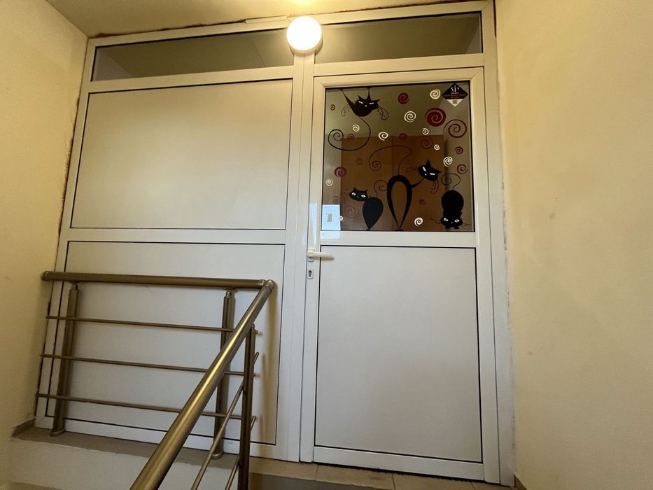 Дава се под наем Тристаен апартамент в Плевен, Идеален център - 60 кв.м за 382.5 € - Снимка #6