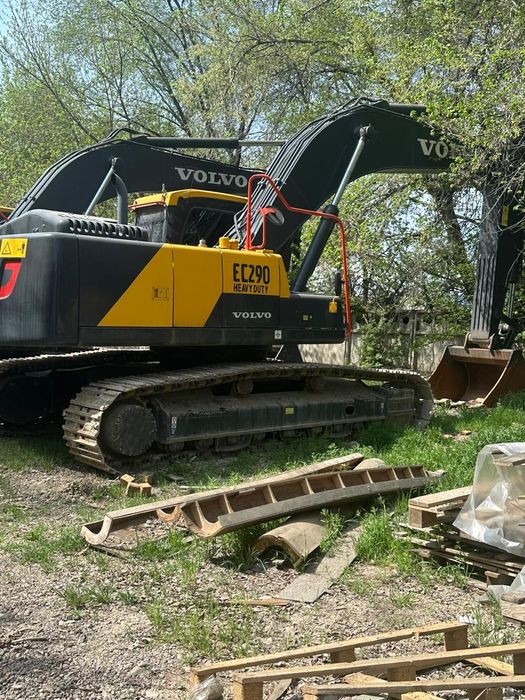 Продаются экскаваторы