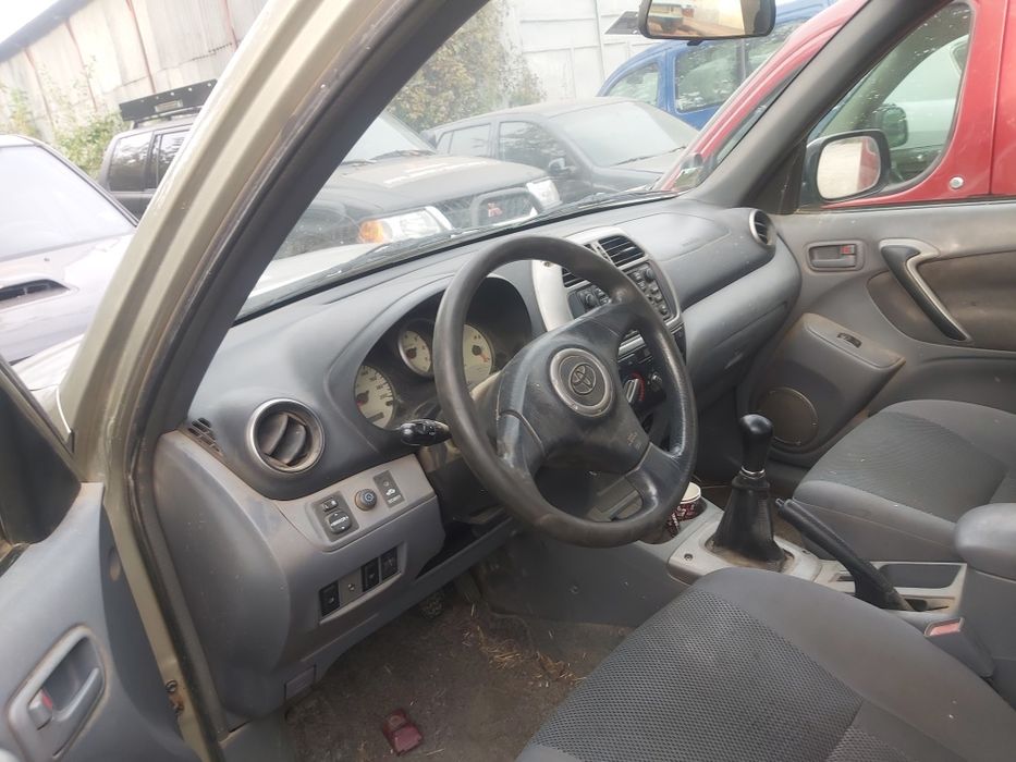 Тойота Рав 4 2.0 дизел 116 к.с 2003  година