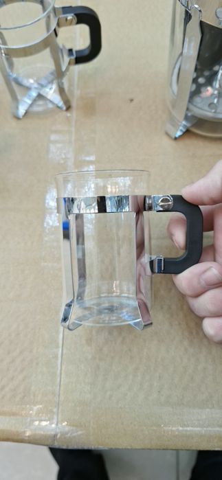Porshinli choynak coffe va choy uchun 4ta bakallari va qoshiqcha bilan