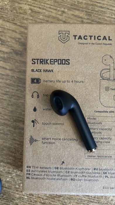 Air pods tactical j 18