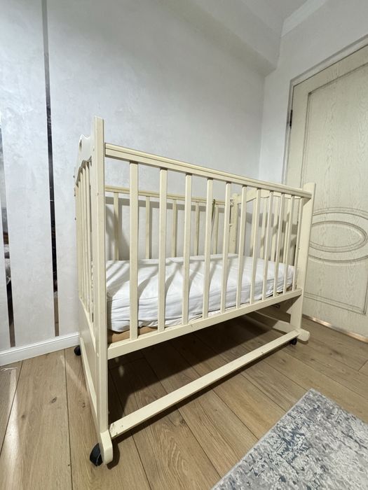 Продам Манеж детский