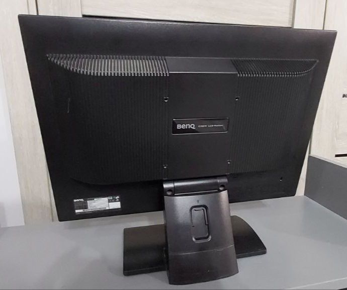 Продам монитор BENQ 19"