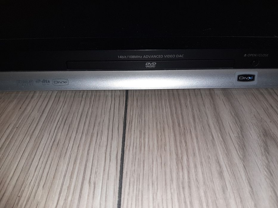 DVD Samsung model DVD-P370