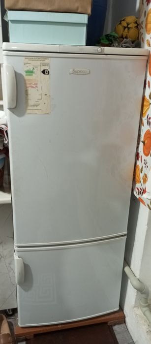 Холодильник Бирюса