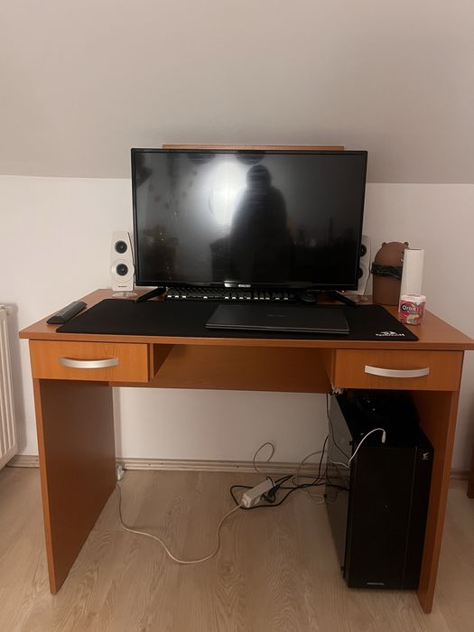 Birou/masuta cu oglinda si led pentru machiaj PAL melaminat