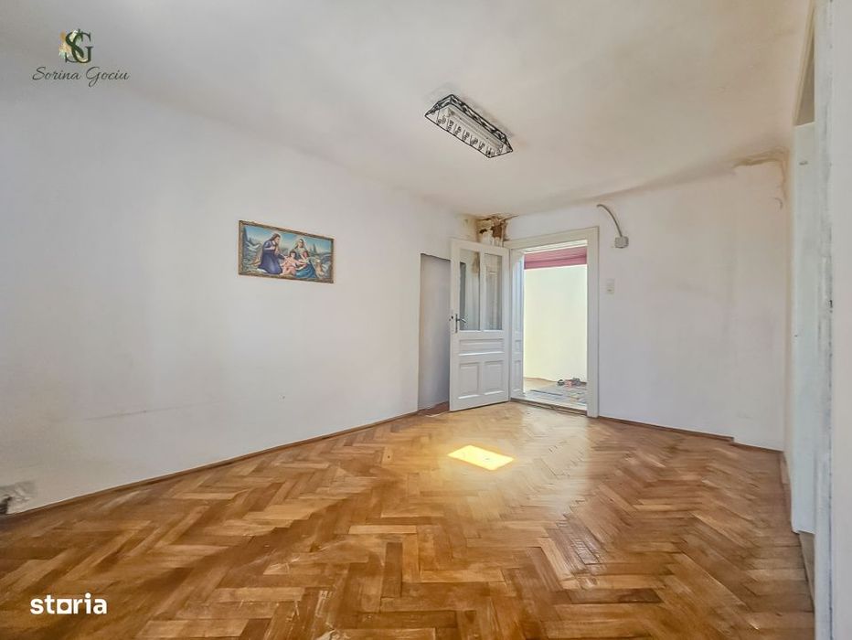 De vanzare Apartament cu 3 camere in casa, Centrul Vechi, Brasov