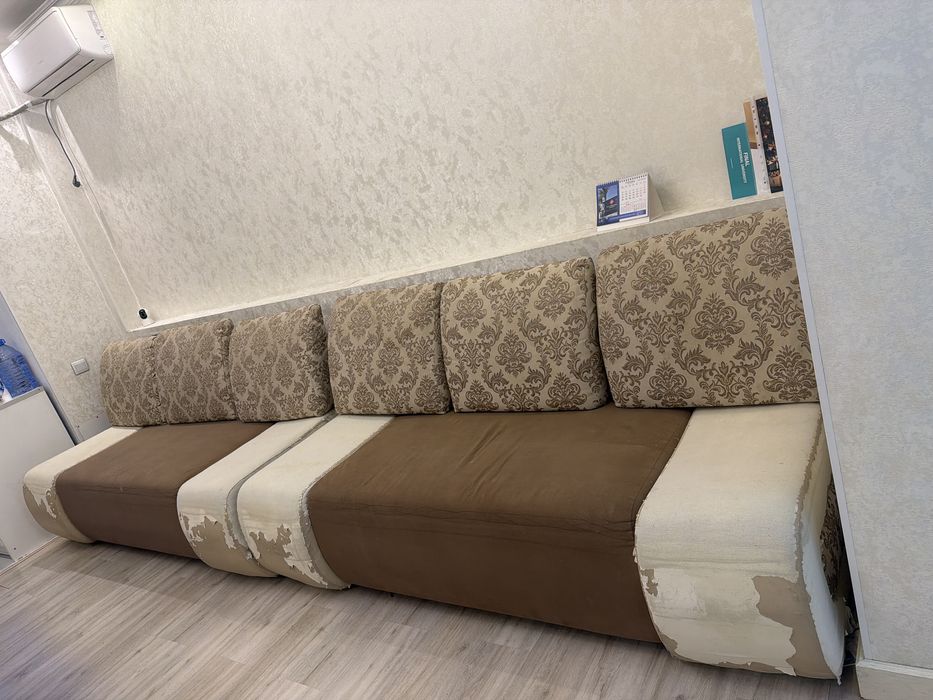 Срочно Диван 2штук недорого отдам