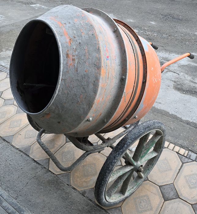 Бетон мишалка сотилади