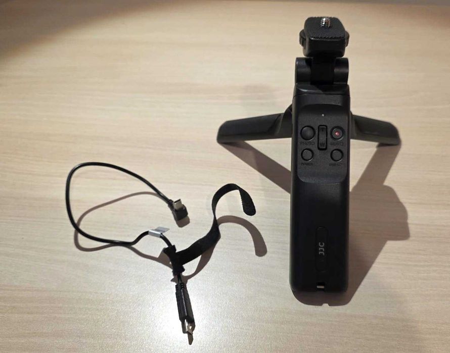 Grip telecomandă JJC TP-S2 (înlocuiește grip-ul Sony GP-VPT1)