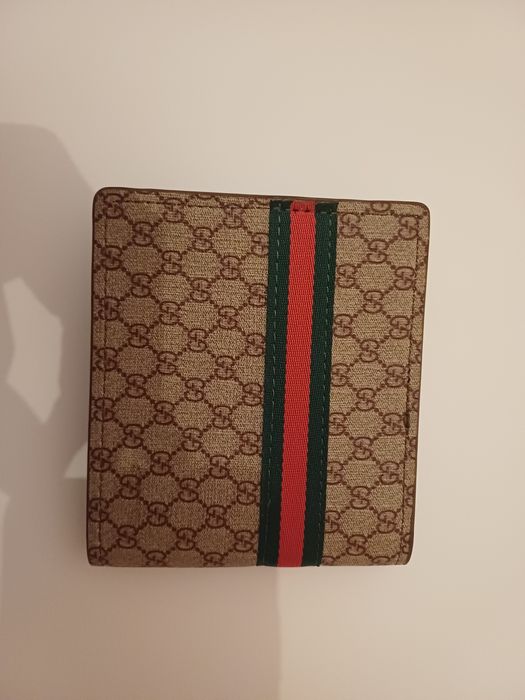 Portofel Gucci impecabil