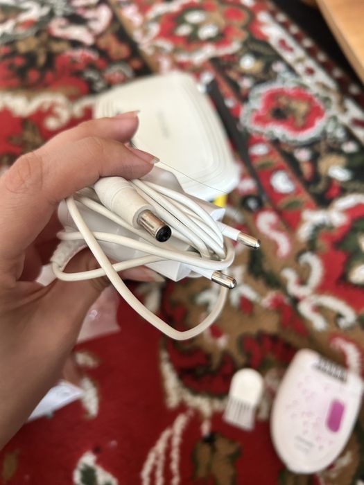 Электро эпилятор Philips Satinelle розовый