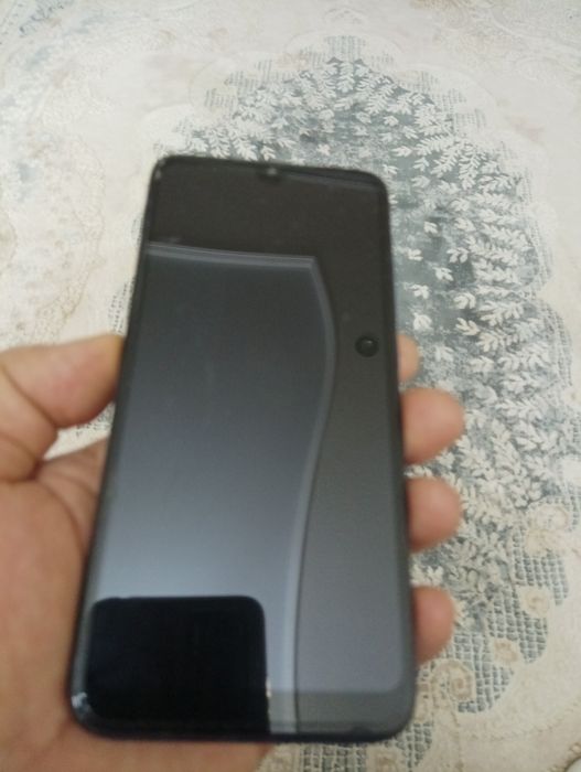 Продается  две штуки Redmi 7