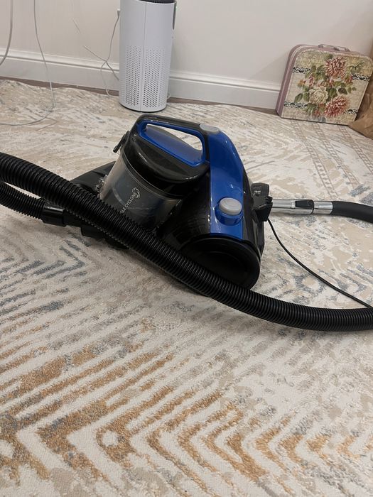Пылесос мидеа в отличном рабочем состоянии