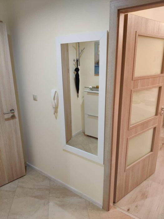 Дава се под наем Тристаен апартамент в Варна, Аспарухово - 100 кв.м за 1000 € - Снимка #8