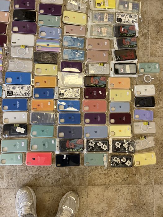 190 калъфа за iPhone (8 – 13 Pro Max) – на едро