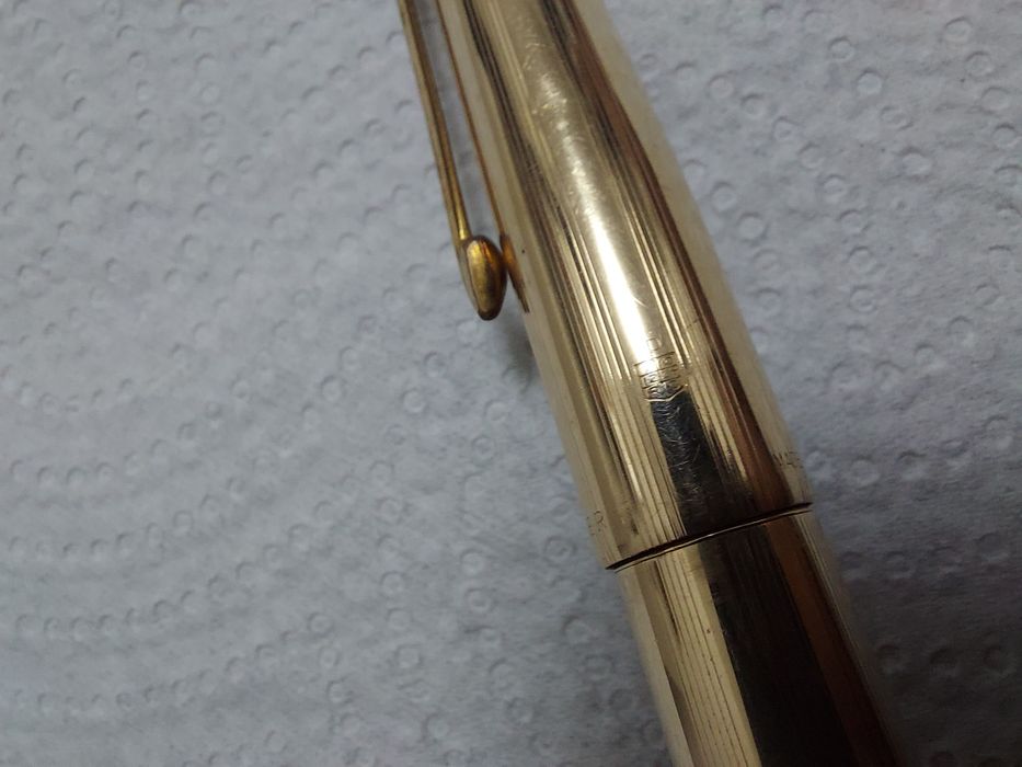 Stilou Parker 65 penita aur 14k