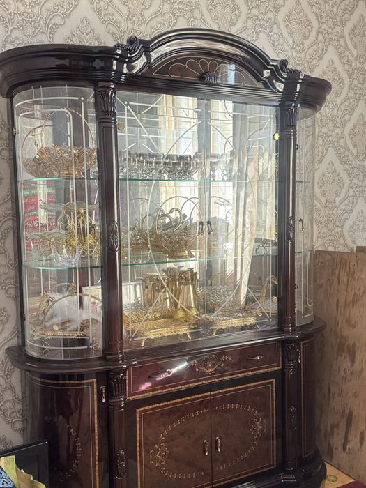 Продам горку (для гостинной)