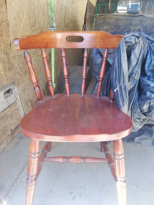 Scaune picioare metalice, șezut, spătar plastic si masa  scaune alumin