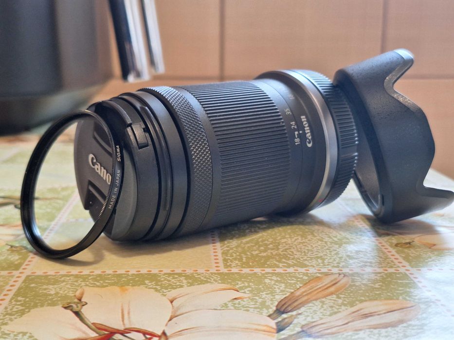 Obiectiv Canon RF-S 18-150mm F3.5-6.3 IS STM